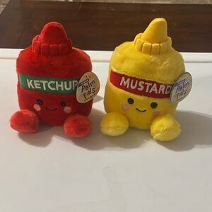 Palm Pals Condiment Plush Set - Red and Yellow